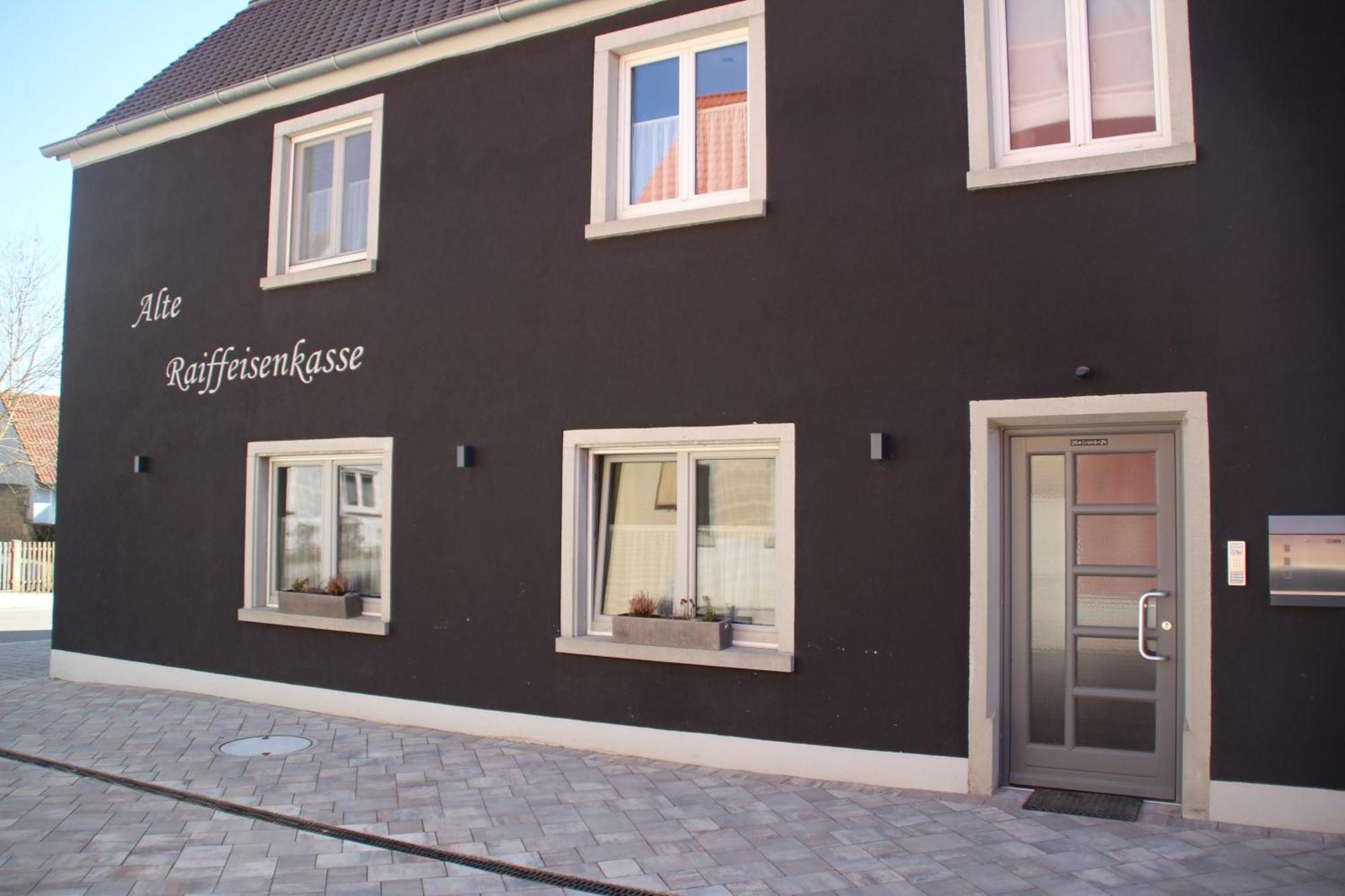 Alte Raiffeisenkasse *